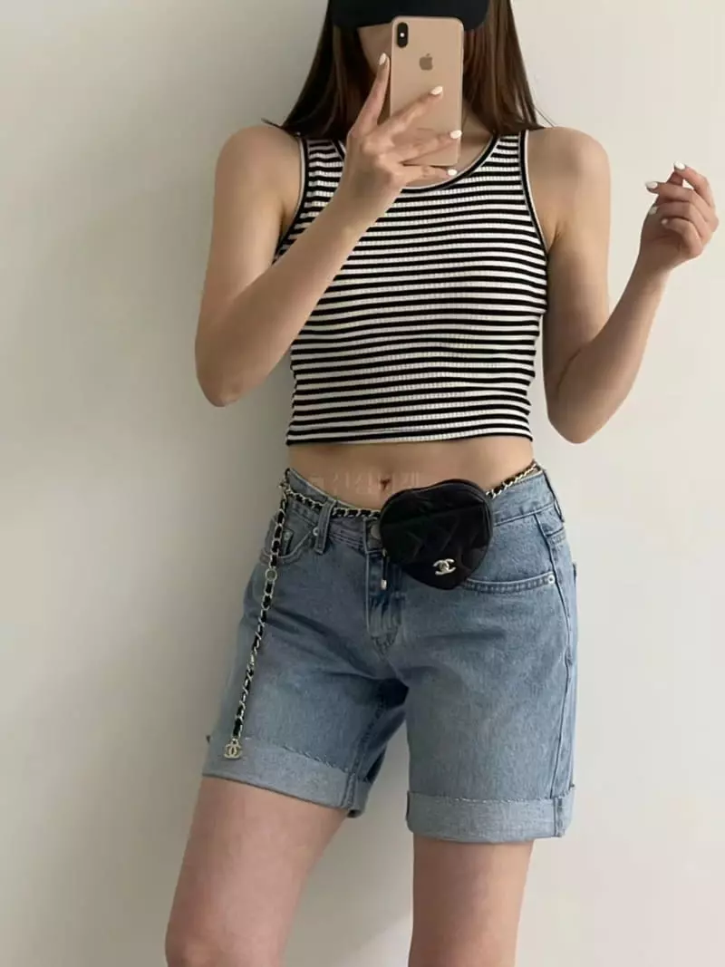 Another Avenue - Korean Women Fashion - #momslook - Short Jeans - 2