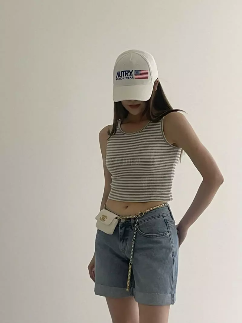 Another Avenue - Korean Women Fashion - #momslook - Short Jeans - 6