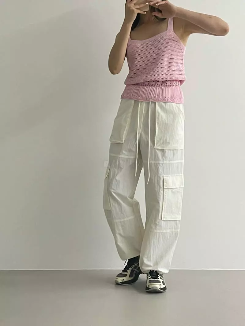 Another Avenue - Korean Women Fashion - #vintageinspired - Frill Sleeveless Knit - 12