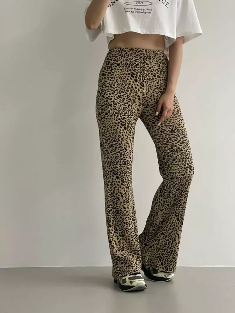 Another Avenue - Korean Women Fashion - #vintagekidsstyle - Small Leopard Pants - 3