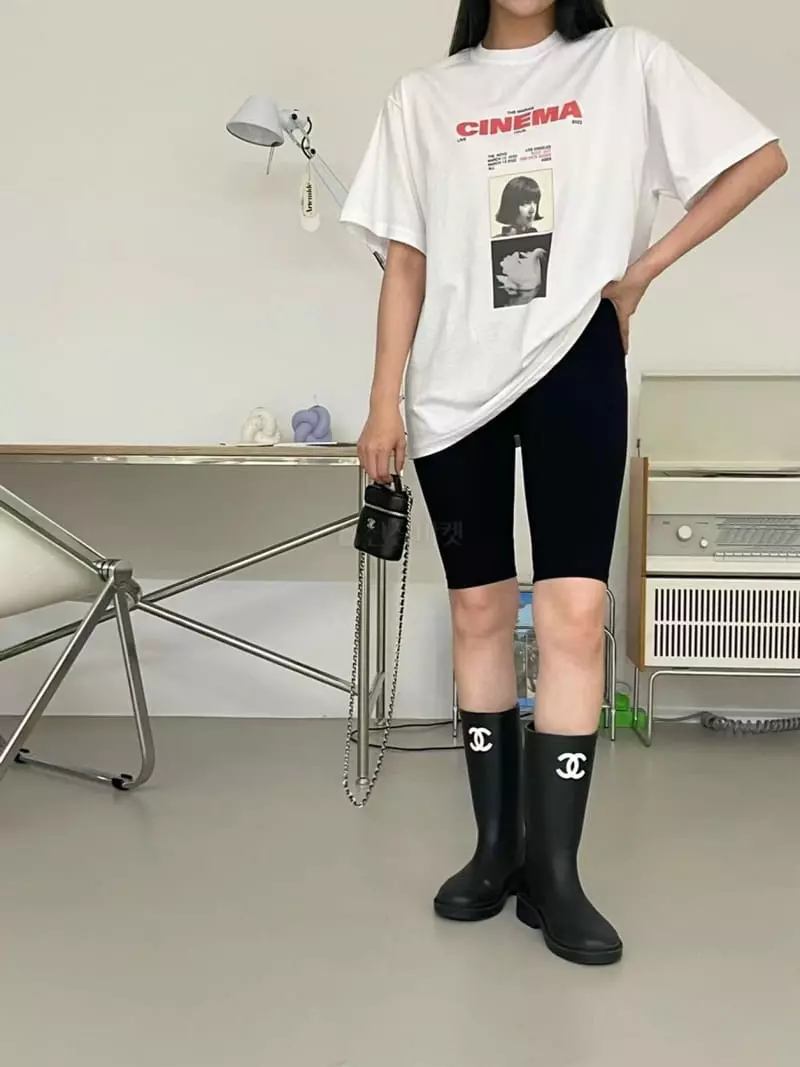 Another Avenue - Korean Women Fashion - #momslook - Cinema Tee - 4