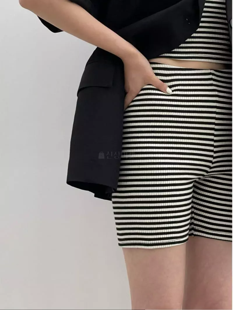 Another Avenue - Korean Women Fashion - #womensfashion - Stripes Leggings - 3