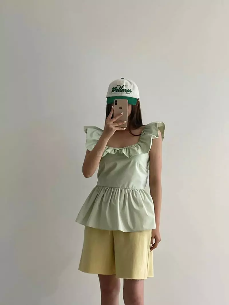 Another Avenue - Korean Women Fashion - #womensfashion - Sleeveles Frill Blouse - 7