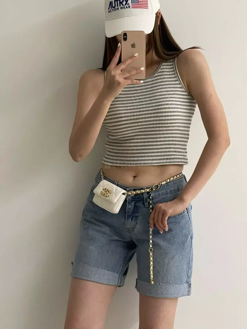 Another Avenue - Korean Women Fashion - #womensfashion - Short Jeans - 5