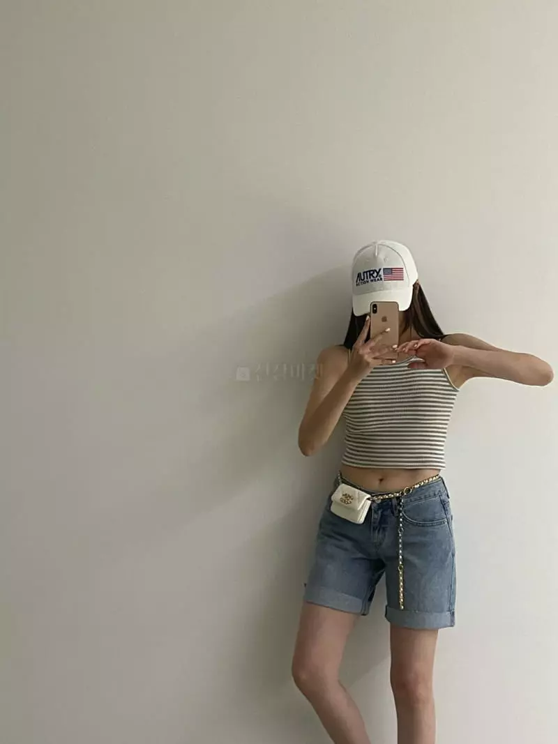 Another Avenue - Korean Women Fashion - #womensfashion - Short Jeans - 7