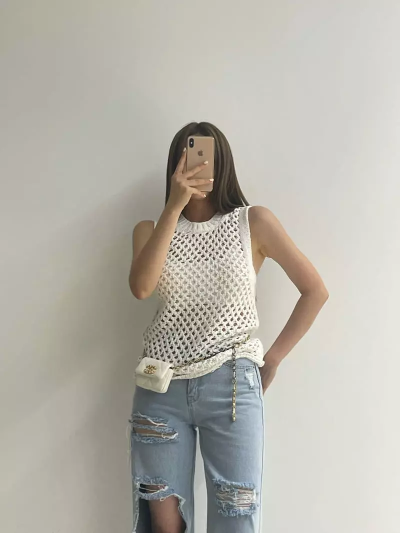 Another Avenue - Korean Women Fashion - #womensfashion - Tape Knit Vest - 12