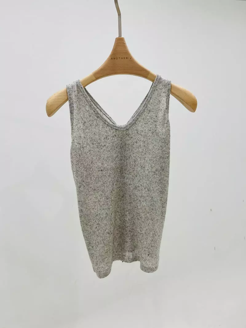Another J - Korean Women Fashion - #restrostyle - Nature Sleeveless - 2