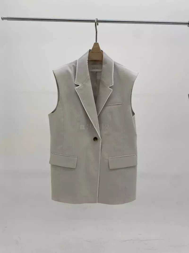 Another J - Korean Women Fashion - #vintageinspired - Ture Vest - 2