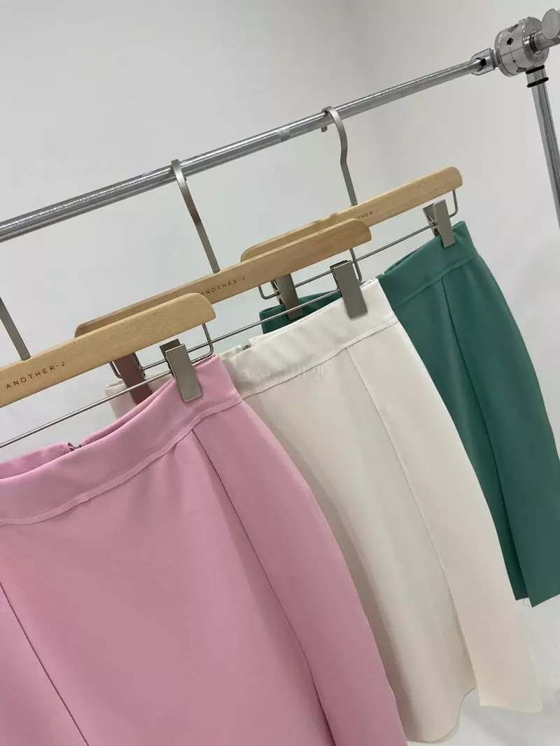 Another J - Korean Women Fashion - #womensfashion - Scottie Skirt