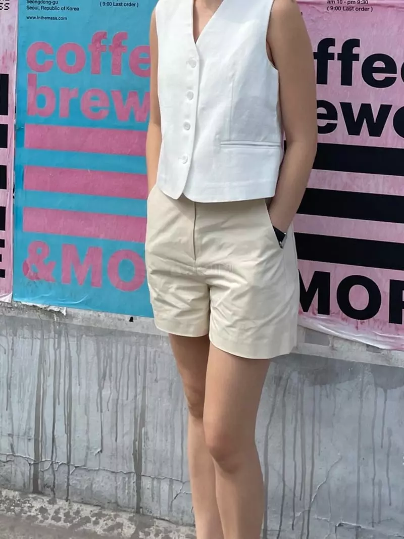 Another Muse - Korean Women Fashion - #momslook - Twill Shorts - 2