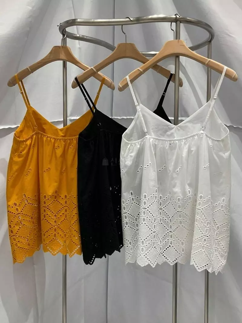 Another Muse - Korean Women Fashion - #womensfashion - Yang Shirring Sleeveless
