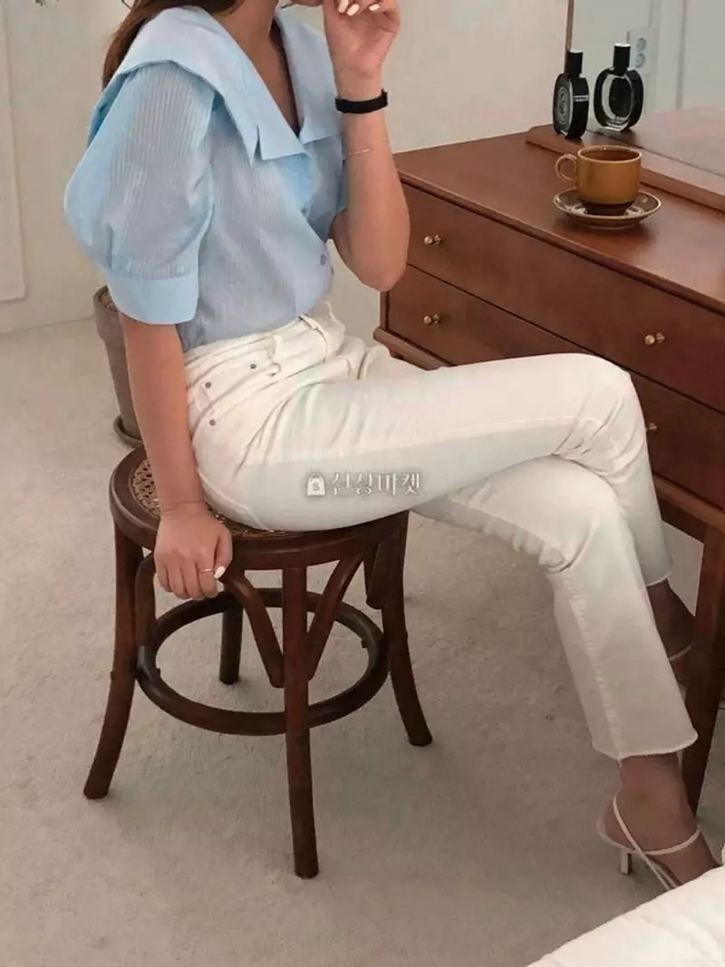 Atthismoment - Korean Women Fashion - #restrostyle - Salt Blouse - 4