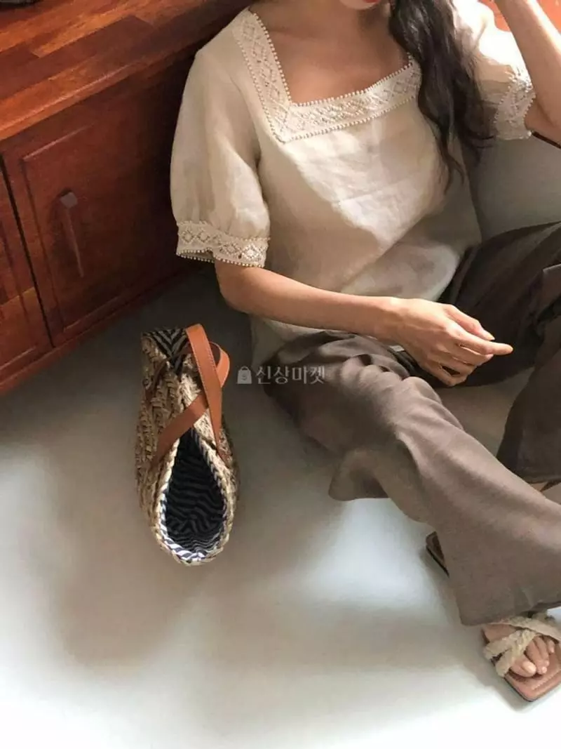 Atthismoment - Korean Women Fashion - #vintageinspired - Squar Blouse - 2