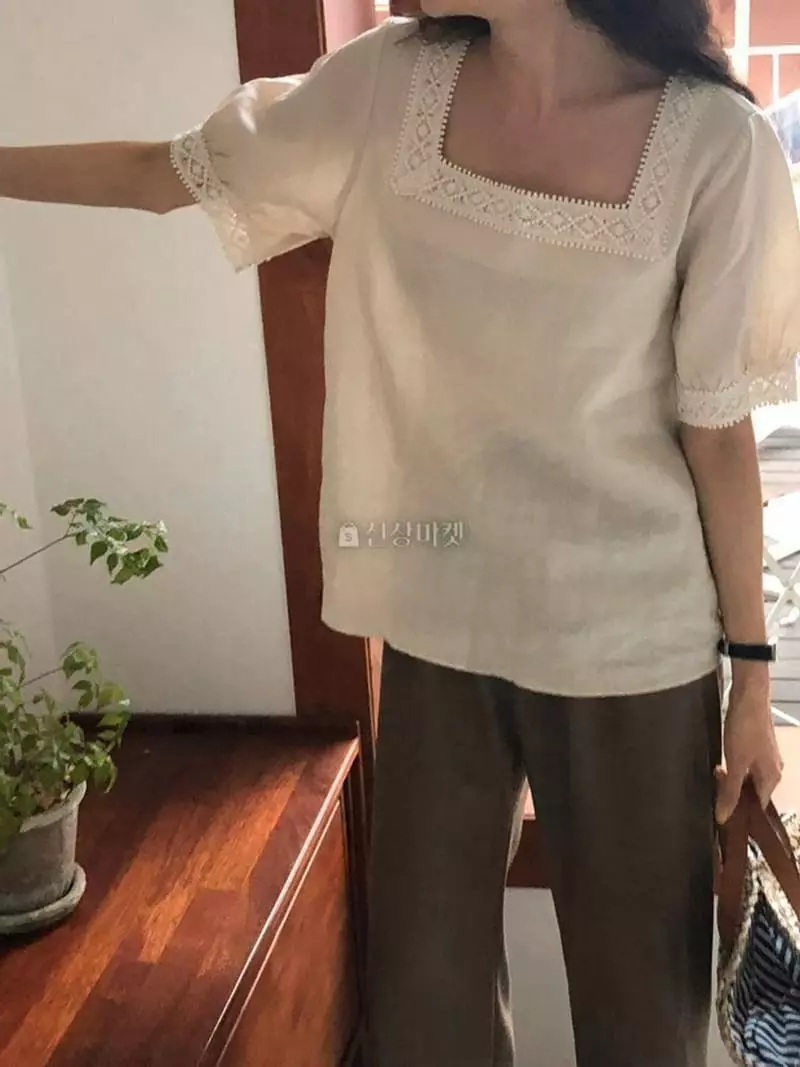 Atthismoment - Korean Women Fashion - #vintagekidsstyle - Squar Blouse - 3