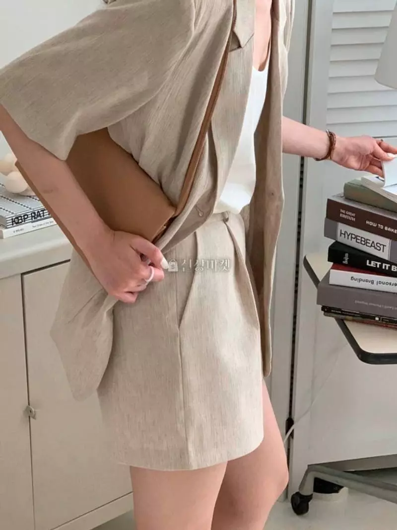 Atthismoment - Korean Women Fashion - #momslook - Pole Shorts - 4
