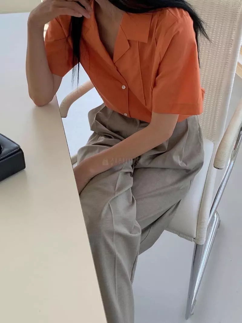 Avecnous - Korean Women Fashion - #momslook - Line Pintuck Shirt - 3