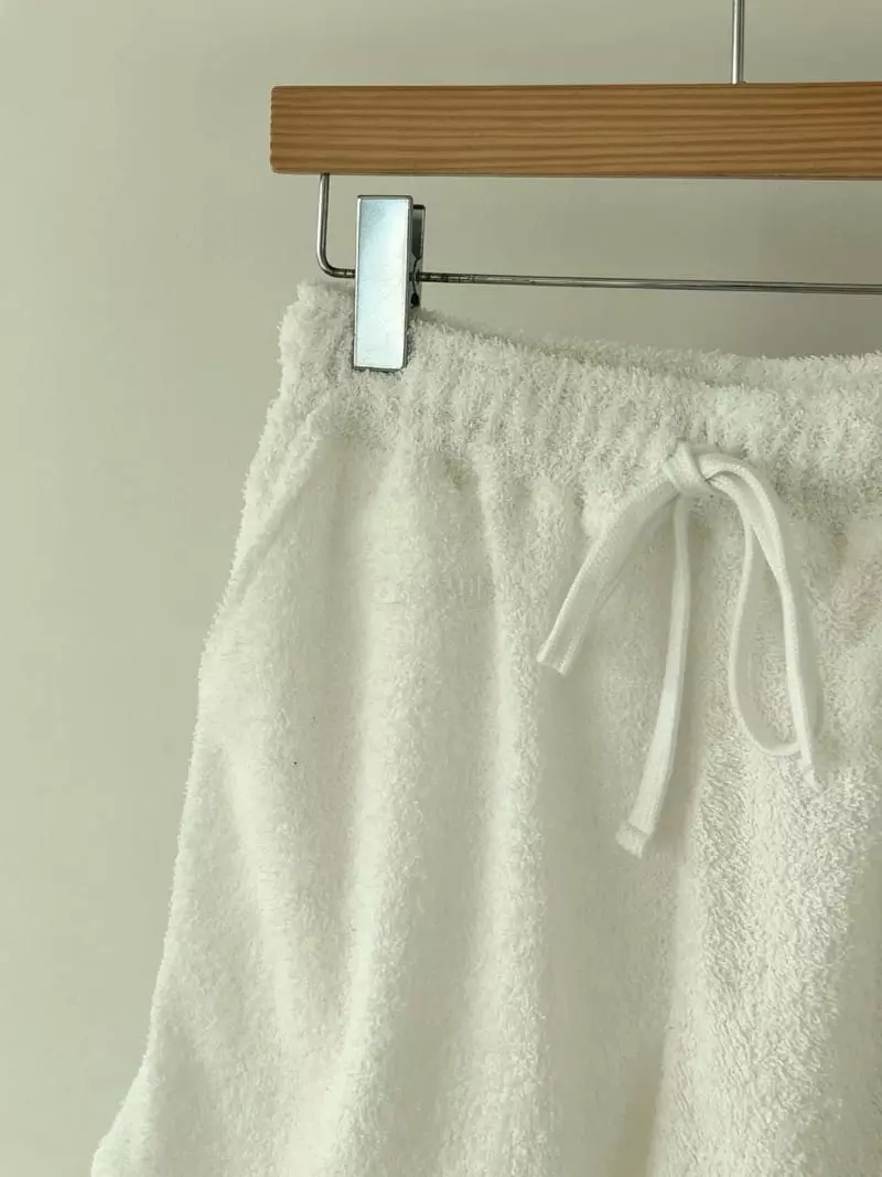 Avecnous - Korean Women Fashion - #restrostyle - Towel Shorts - 4