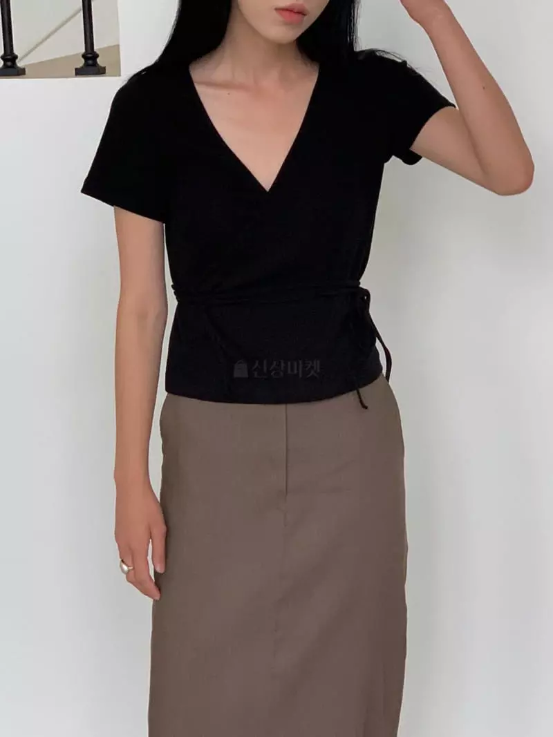 Avecnous - Korean Women Fashion - #womensfashion - Berry Rib Wrap Tee - 2