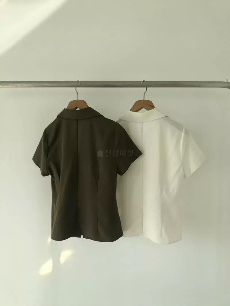 Avecnous - Korean Women Fashion - #womensfashion - Log Blouse