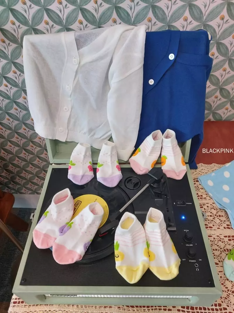 Black Pink - Korean Children Fashion - #designkidswear - Carrot Socks Set