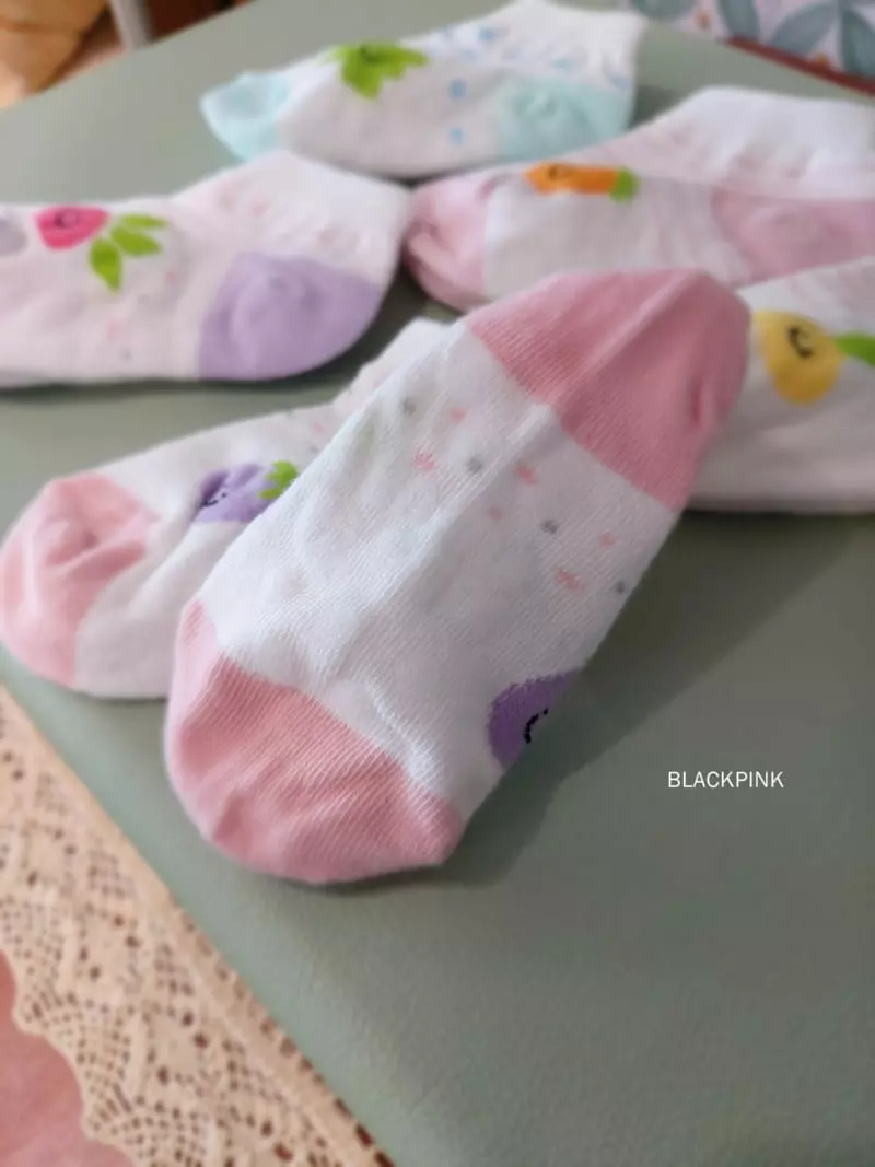Black Pink - Korean Children Fashion - #kidsstore - Carrot Socks Set - 5