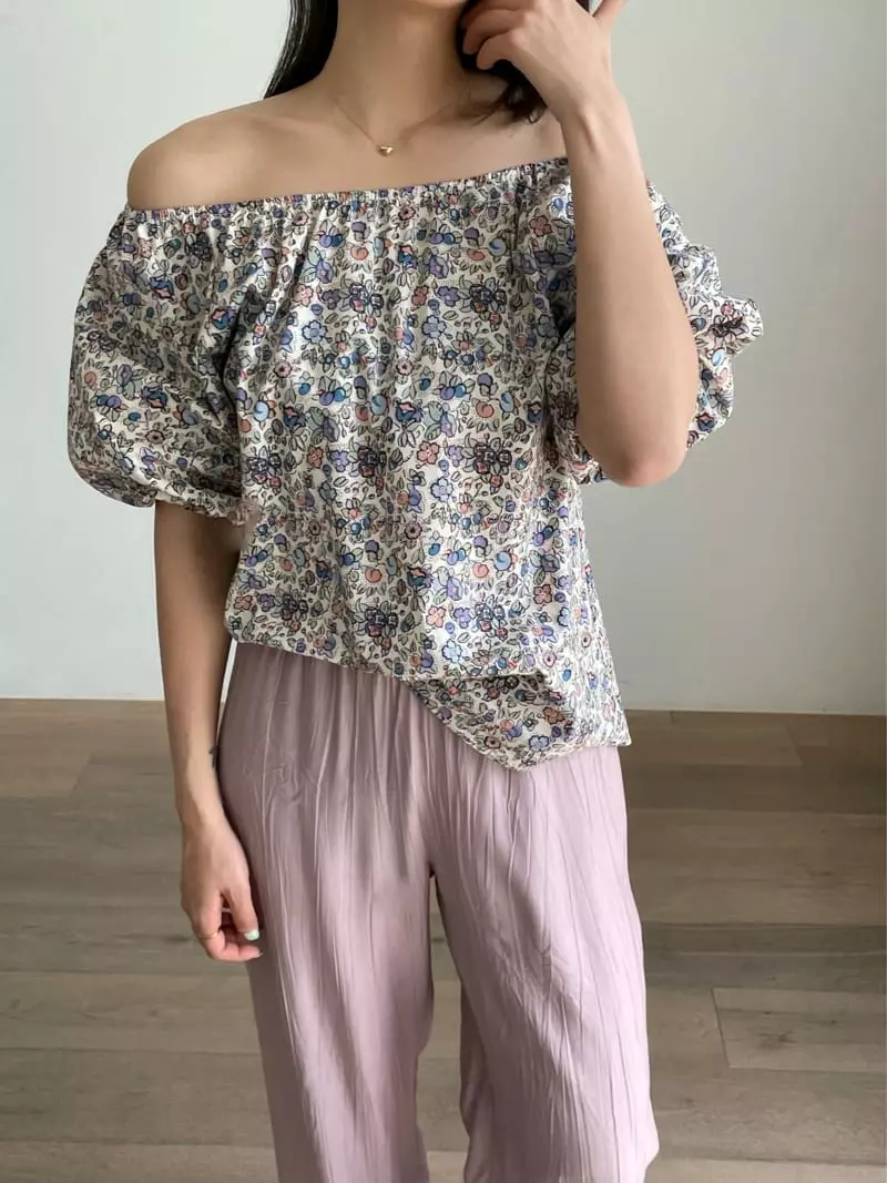 Browns - Korean Women Fashion - #momslook - Parette Off Shoulder Blouse - 2