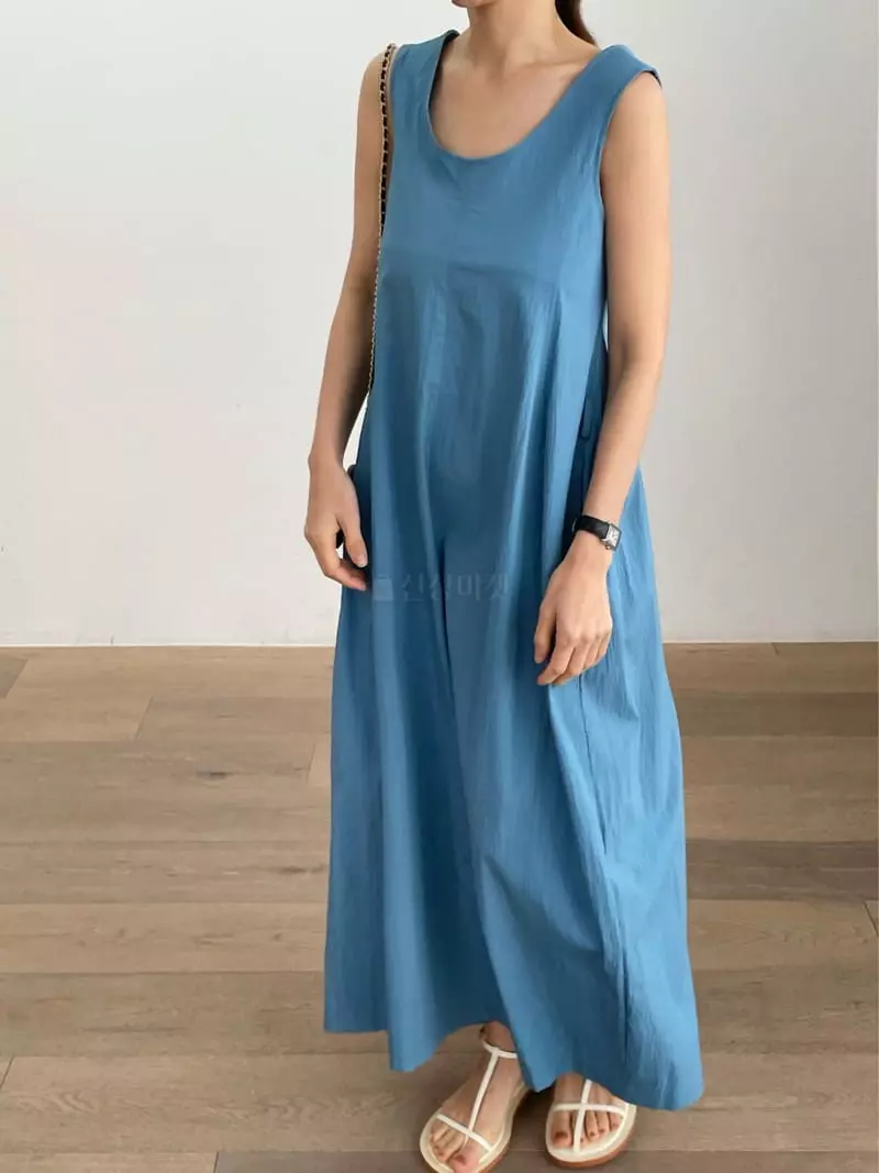 Browns - Korean Women Fashion - #momslook - Ripple Sleeveless One-piece - 2
