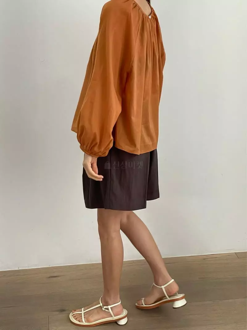 Browns - Korean Women Fashion - #restrostyle - Noang Shirring Blouse - 3