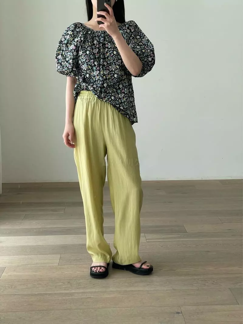 Browns - Korean Women Fashion - #thelittlethings - Plisse Banding Pants