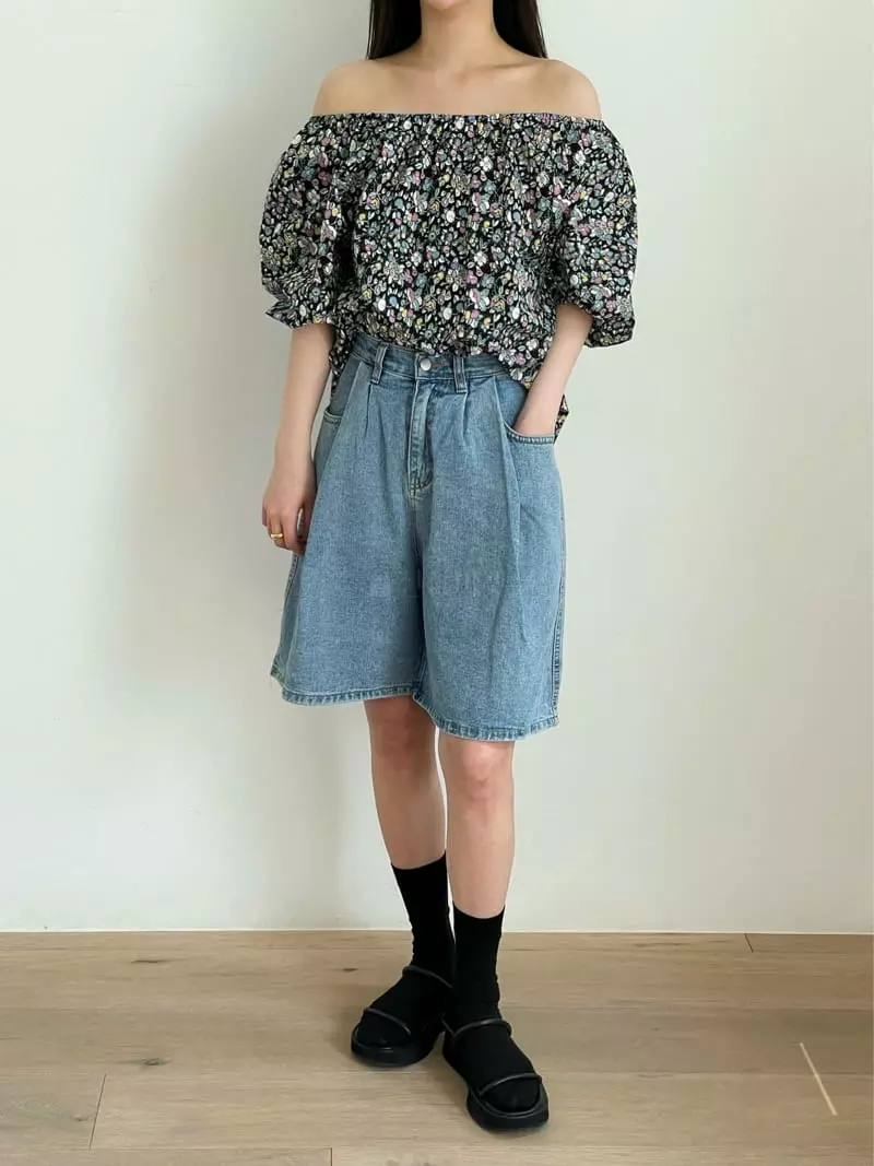 Browns - Korean Women Fashion - #momslook - Celling Shorts - 4