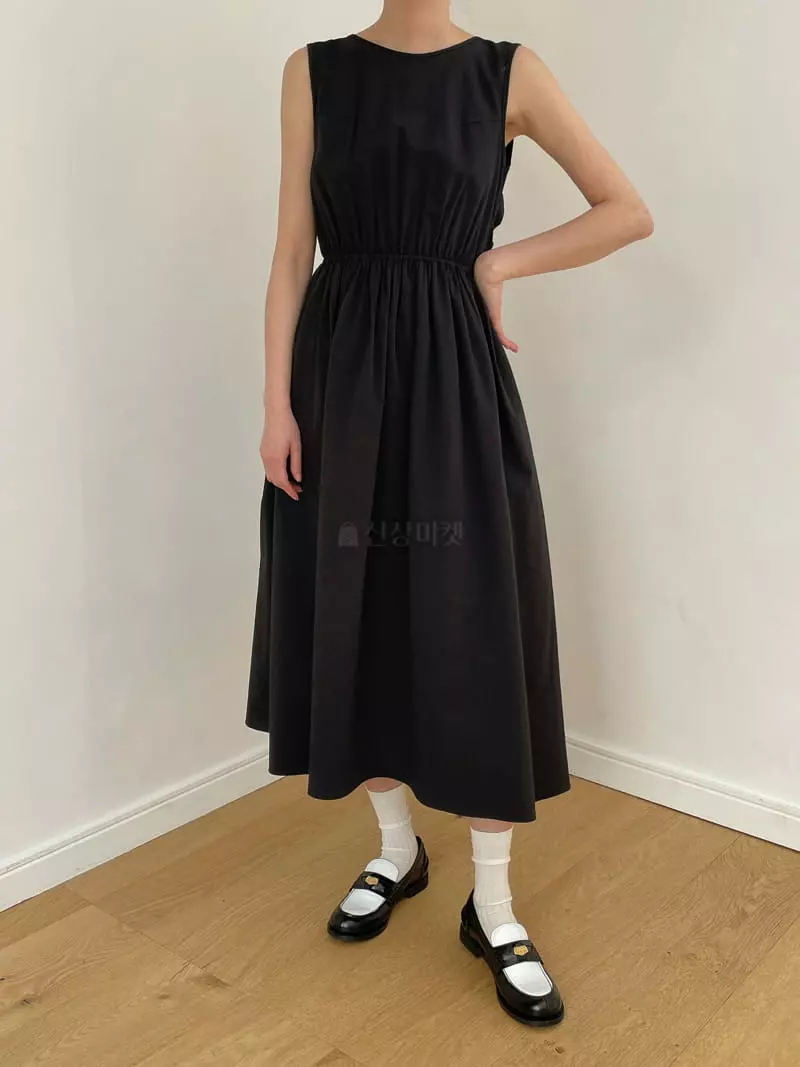 Dailyjud - Korean Women Fashion - #womensfashion - Back Point One-piece - 4