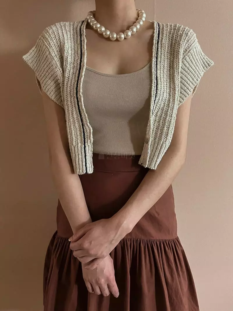 Dailyjud - Korean Women Fashion - #momslook - Color Crop Knit - 3