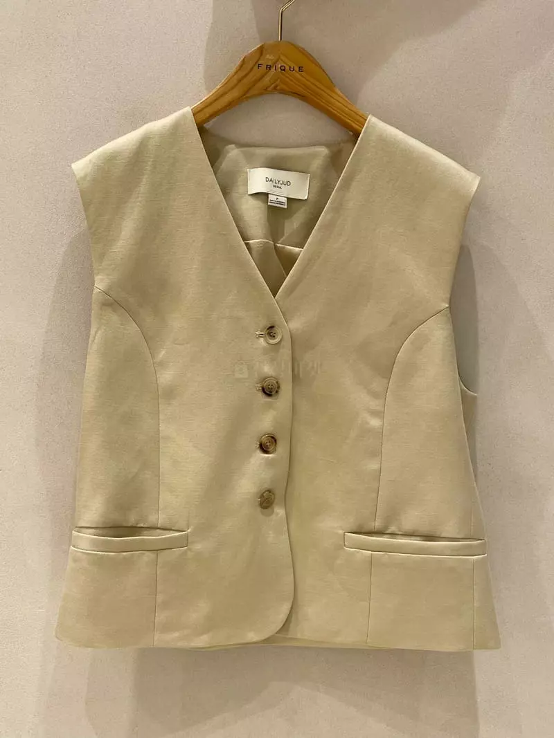 Dailyjud - Korean Women Fashion - #momslook - Honey Vest - 5