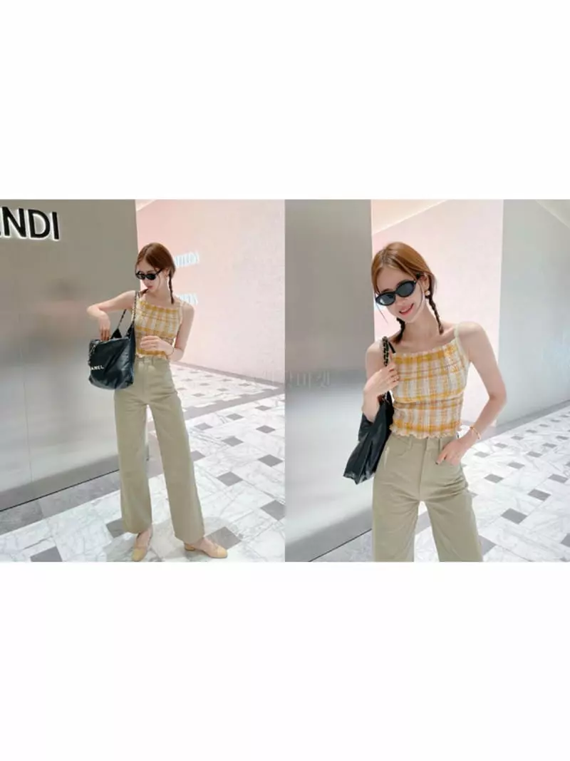 Dailyjud - Korean Women Fashion - #momslook - Check Smocked Banding Top - 2