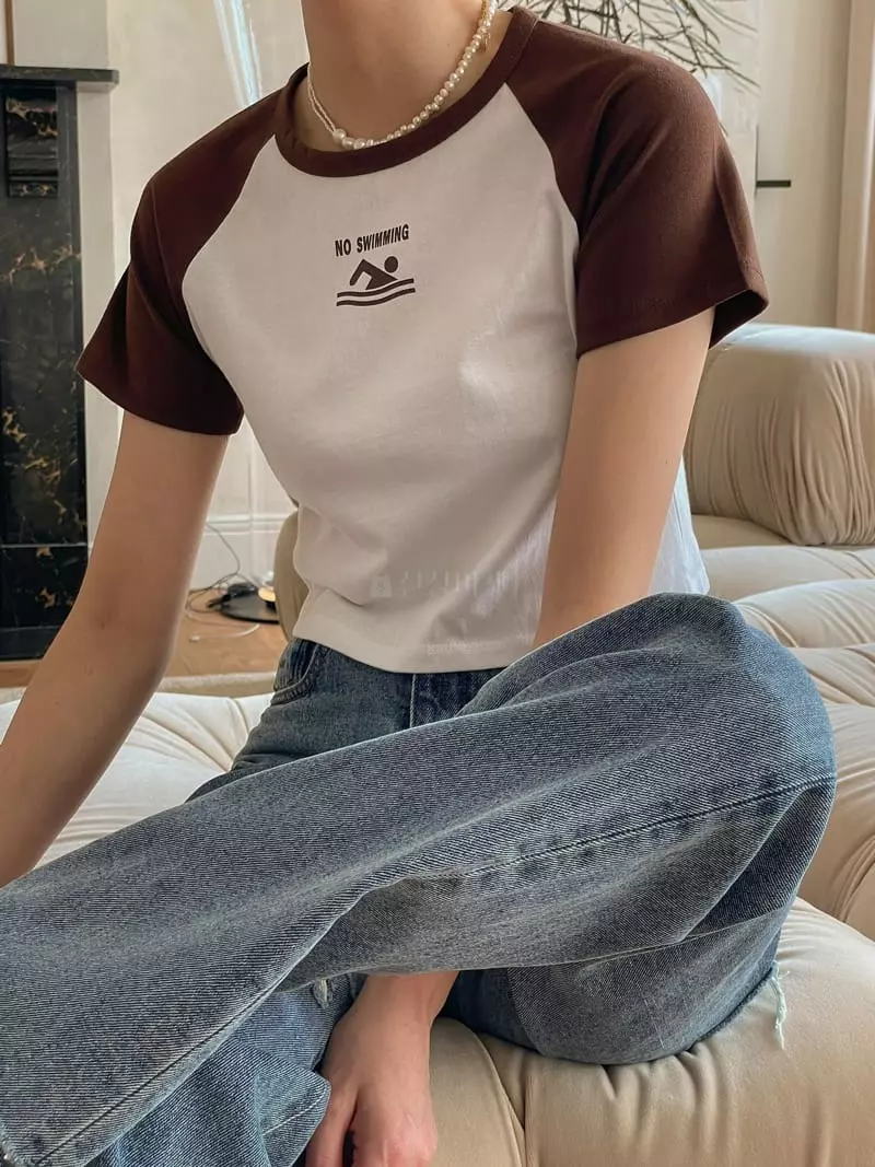 Dailyjud - Korean Women Fashion - #momslook - No Swimming Crop Tee - 2