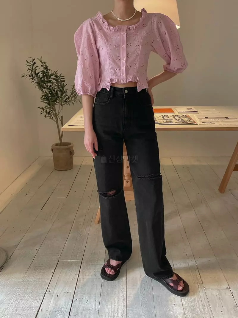 Dailyjud - Korean Women Fashion - #restrostyle - Punching Crop Blouse - 2