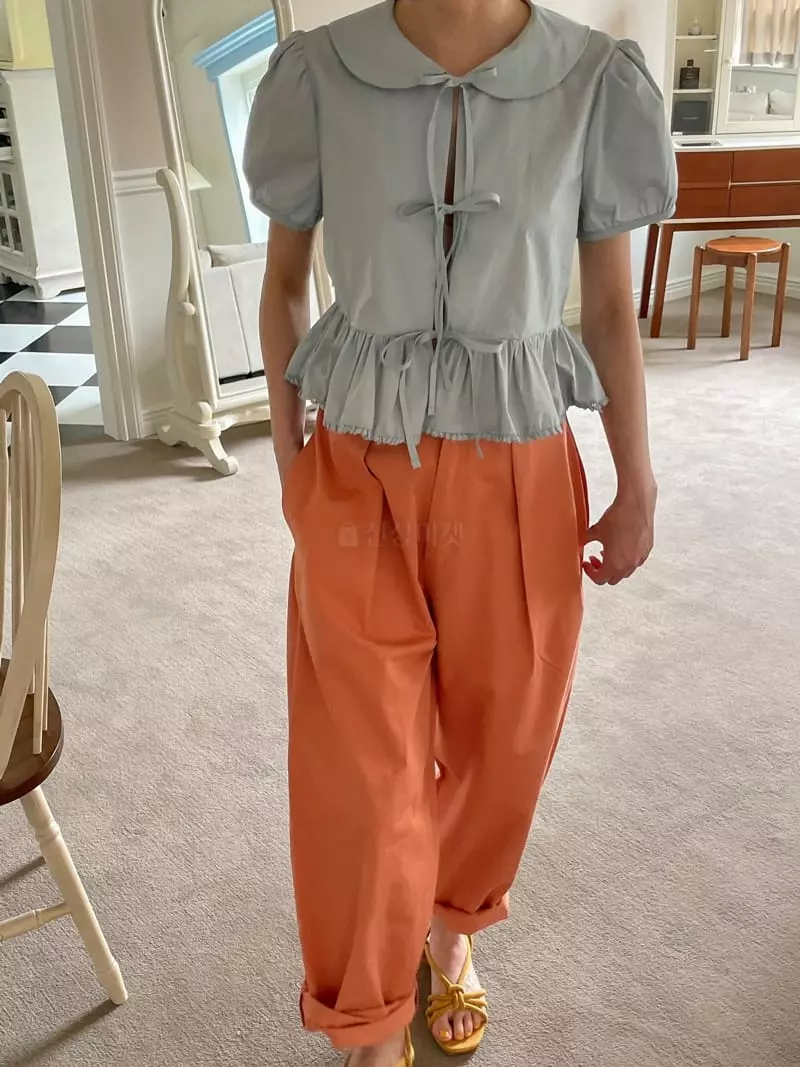Dailyjud - Korean Women Fashion - #womensfashion - Puff Ribbon Blouse - 3