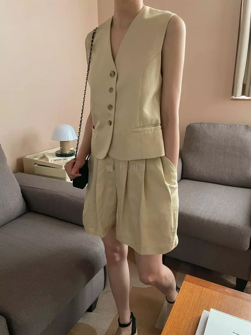 Dailyjud - Korean Women Fashion - #womensfashion - Honey Vest - 2
