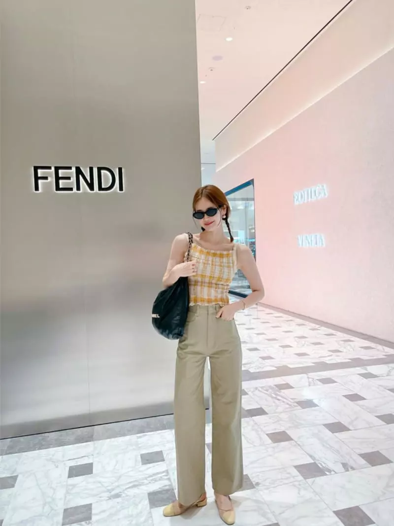 Dailyjud - Korean Women Fashion - #womensfashion - Check Smocked Banding Top - 3