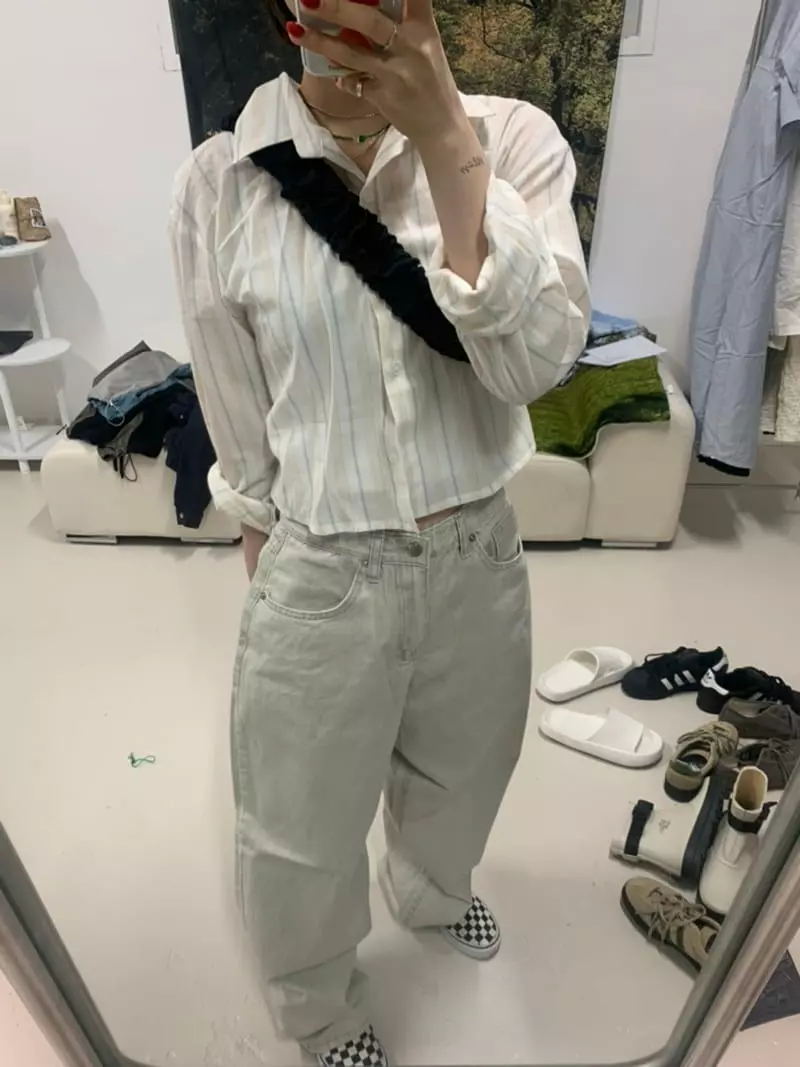 Enten - Korean Women Fashion - #momslook - Basil Crop Shirt
