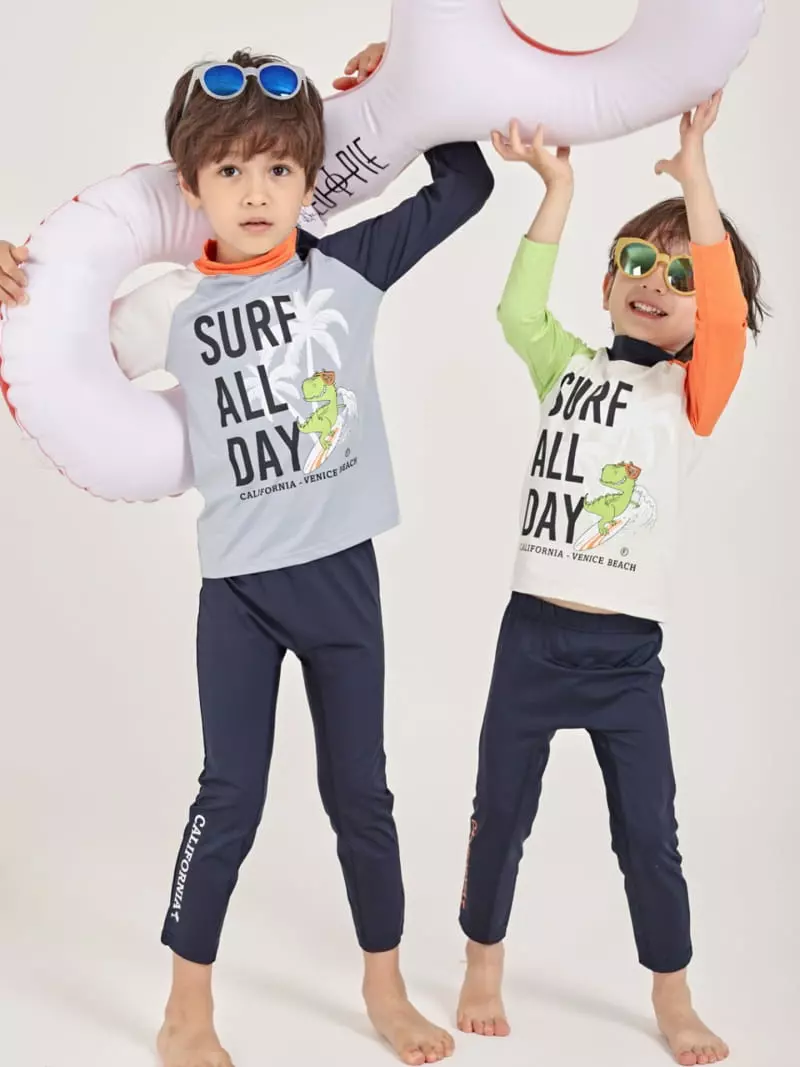 Fashion King - Korean Children Fashion - #prettylittlegirls - Surf Day Rashguard Set - 3
