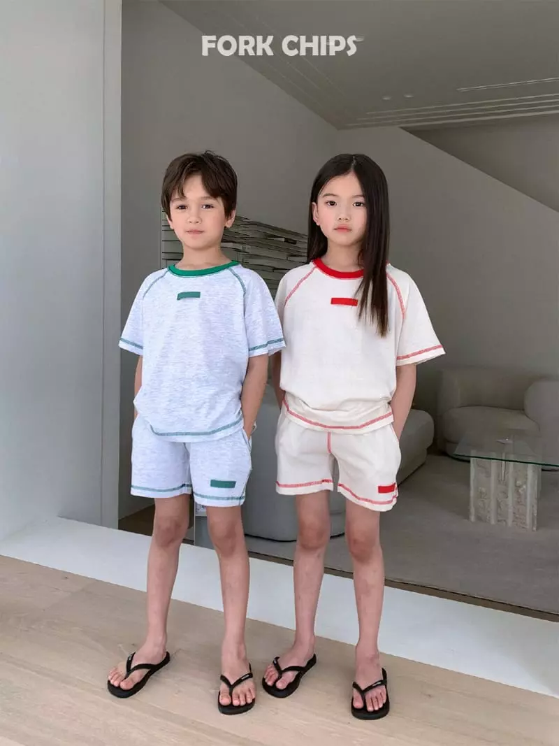 Fork Chips - Korean Children Fashion - #prettylittlegirls - Baroc Top Bottom Set