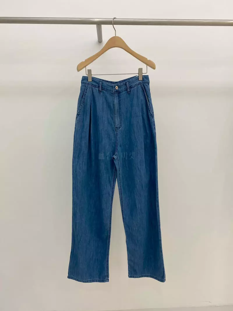 Gallery - Korean Women Fashion - #thelittlethings - Pintuck Jeans - 4
