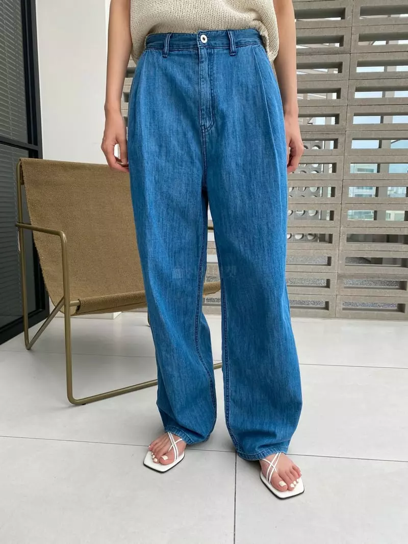 Gallery - Korean Women Fashion - #shopsmall - Pintuck Jeans