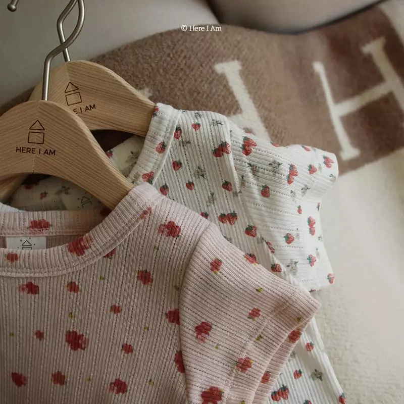 Here I Am - Korean Children Fashion - #Kfashion4kids - Delly Homwear Set