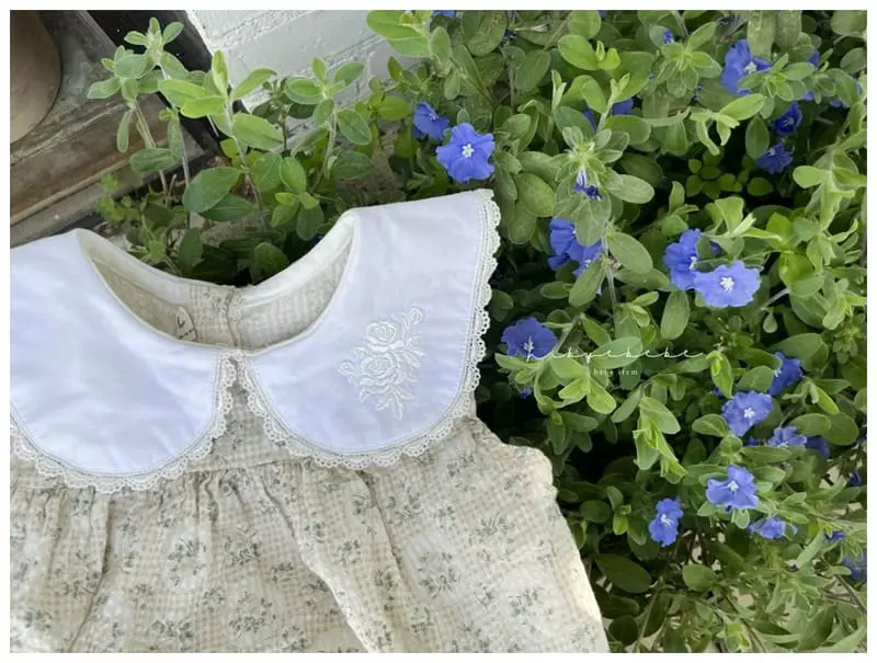 Hi Byebebe - Korean Baby Fashion - #onlinebabyboutique - Rose Collar Bodysuit