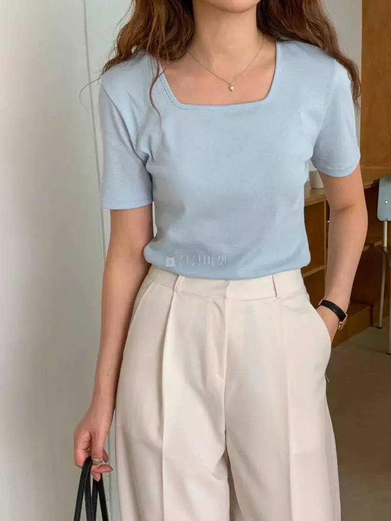 Hither - Korean Women Fashion - #pursuepretty - Rori Square Tee - 4