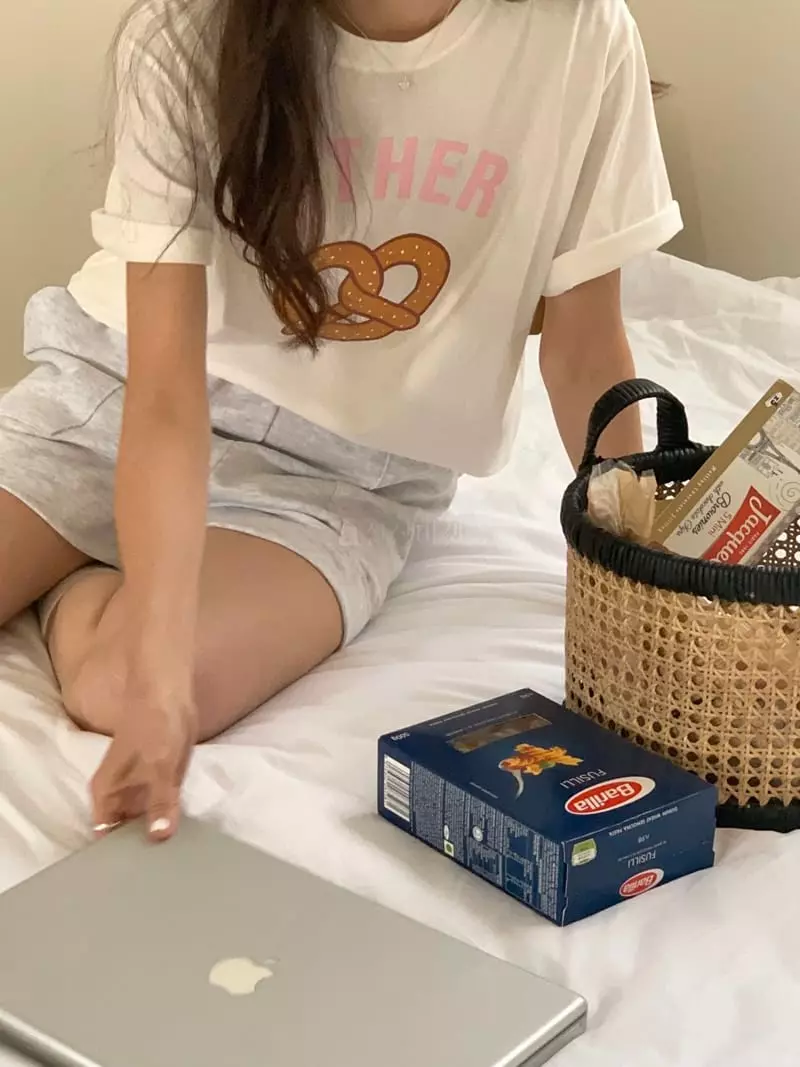 Hither - Korean Women Fashion - #pursuepretty - Pretzel Tee - 4