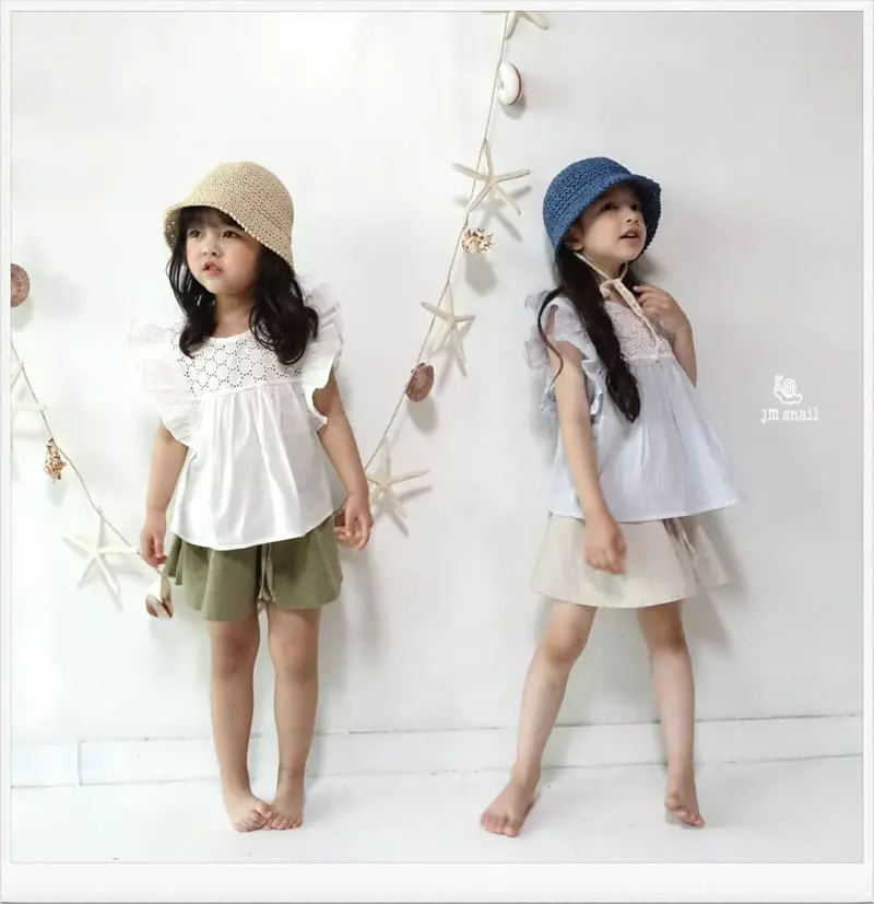 JM Snail - Korean Children Fashion - #kidsstore - Shirley Frill Sleeveless Blouse - 6