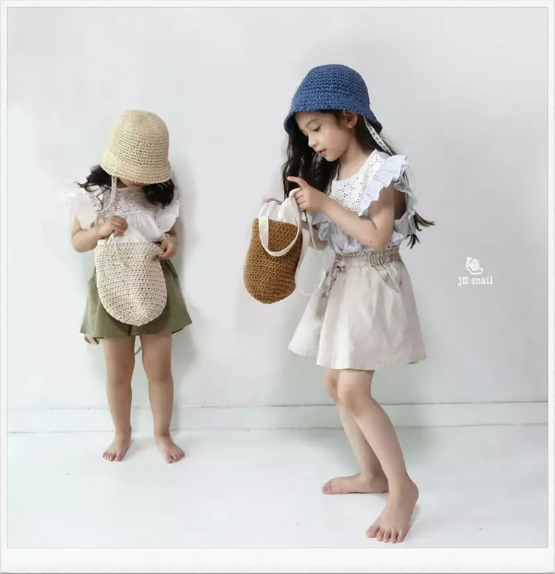 JM Snail - Korean Children Fashion - #littlefashionista - Shirley Frill Sleeveless Blouse - 9